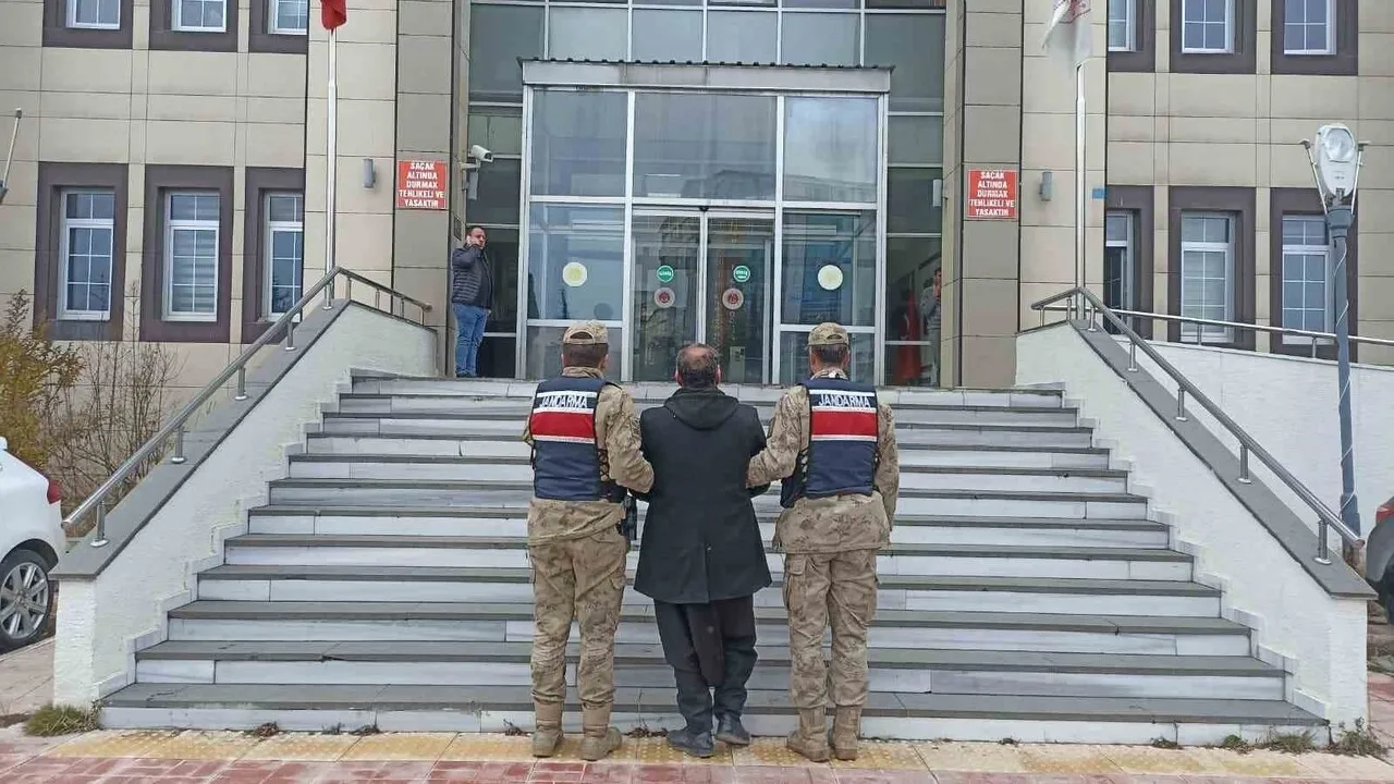 Bitlis Tatvan'da Göçmen Kaçakçılığı Operasyonu: 1 …