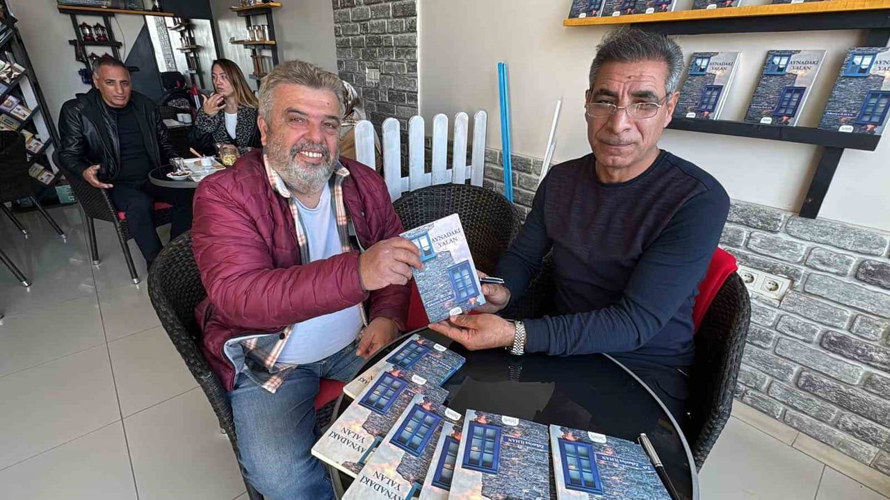 Bodrum'da 'Aynadaki Yalan' İmza Gününe Yoğun İlgi