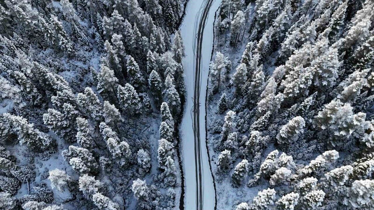 Bolu'da Yüksek Kesimler Karla Kaplandı