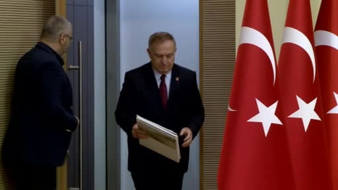 Bozbey'den Antakya Ulu Cami Çağrısı: Sözleşme Feshi Tepki Çekti