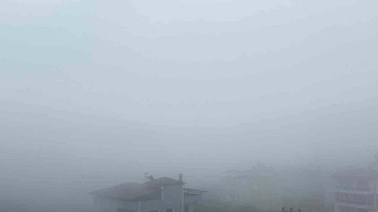Bozdoğan'da Sis Etkili: Görüş 5-10 Metreye Düştü