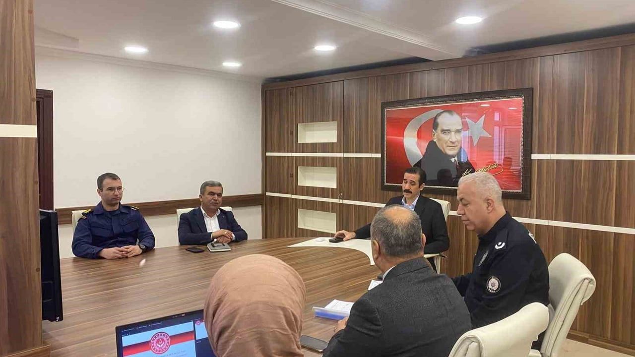 Bozyazı'da Kadına Yönelik Şiddet ve Bağımlılıkla Mücadele Toplantısı