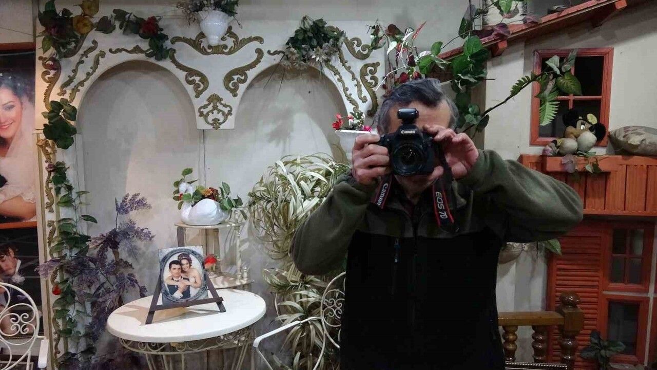 Burdur'un 4. Kuşak Fotoğrafçısı Mahmut Kanık: 54 Yıldır Aynı Dükkânda