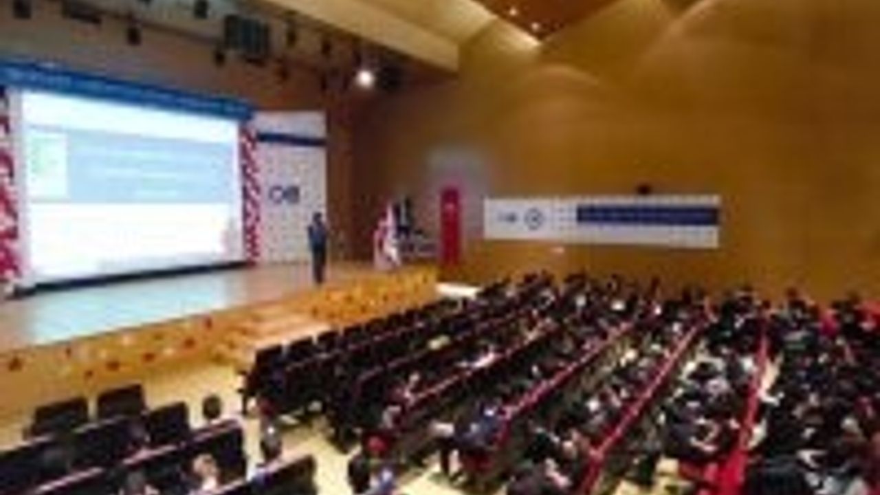 Bursa'da 647 Öğrenci 'E-Atıksız Zihinler' ile Elektronik Atıkta Bilinçlendi