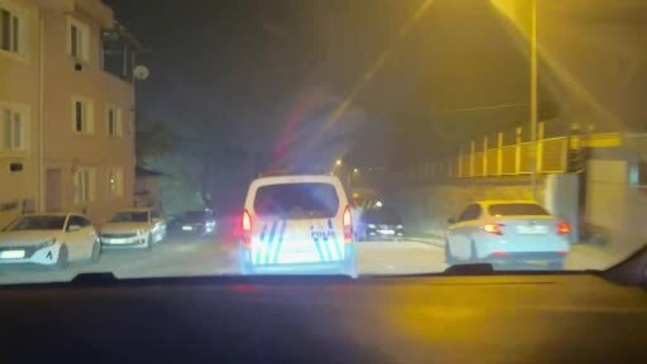 Bursa'da Cephanelik Operasyonu: 3 Tabanca, Pompalı Tüfek ve Polise Saldırı