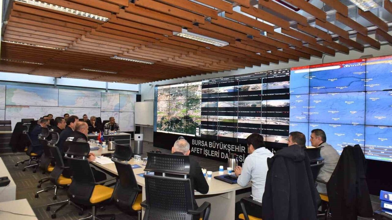 Bursa'da Kışa Hazırlık: AKOM Masa Başı Tatbikatı