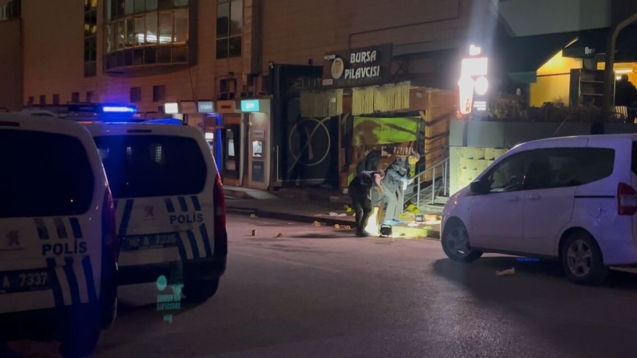 Bursa Nilüfer'de Kafede Silahlı Saldırı: 1'i Ağır 4 Yaralı