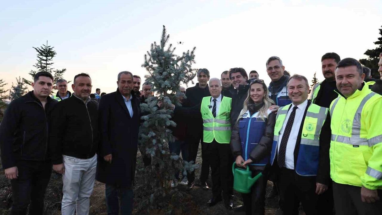 Bursa’ya 15 Bin 28 Fidan: Yeniden Yeşil Bursa İçin Hatıra Ormanı