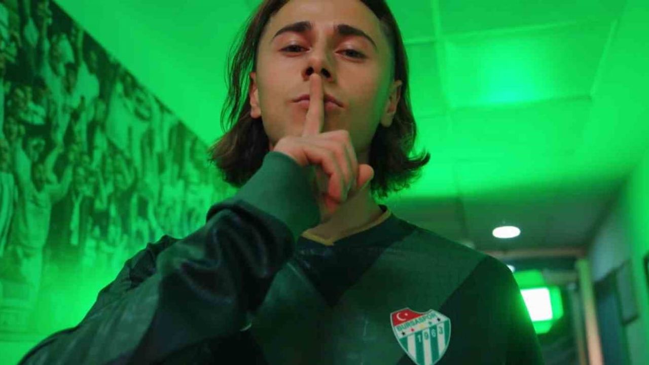 Bursaspor 4. İmzayı Attı: Eyüp Akcan Iğdır FK'dan Transfer