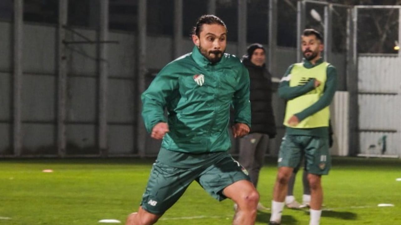 Bursaspor, Özlüce İbrahim Yazıcı Tesisleri'nde Devre Arası Hazırlıkları