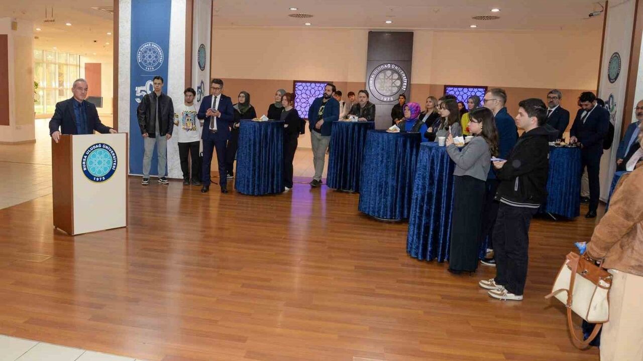 BUÜ'de Bursa Kent Tarihi: Güncel Araştırmalar Poster Sunumu