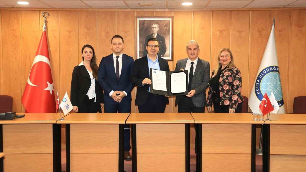 BUÜ ve Nilüfer Belediyesi'nden At Destekli Sosyal Sorumluluk Projeleri Protokolü