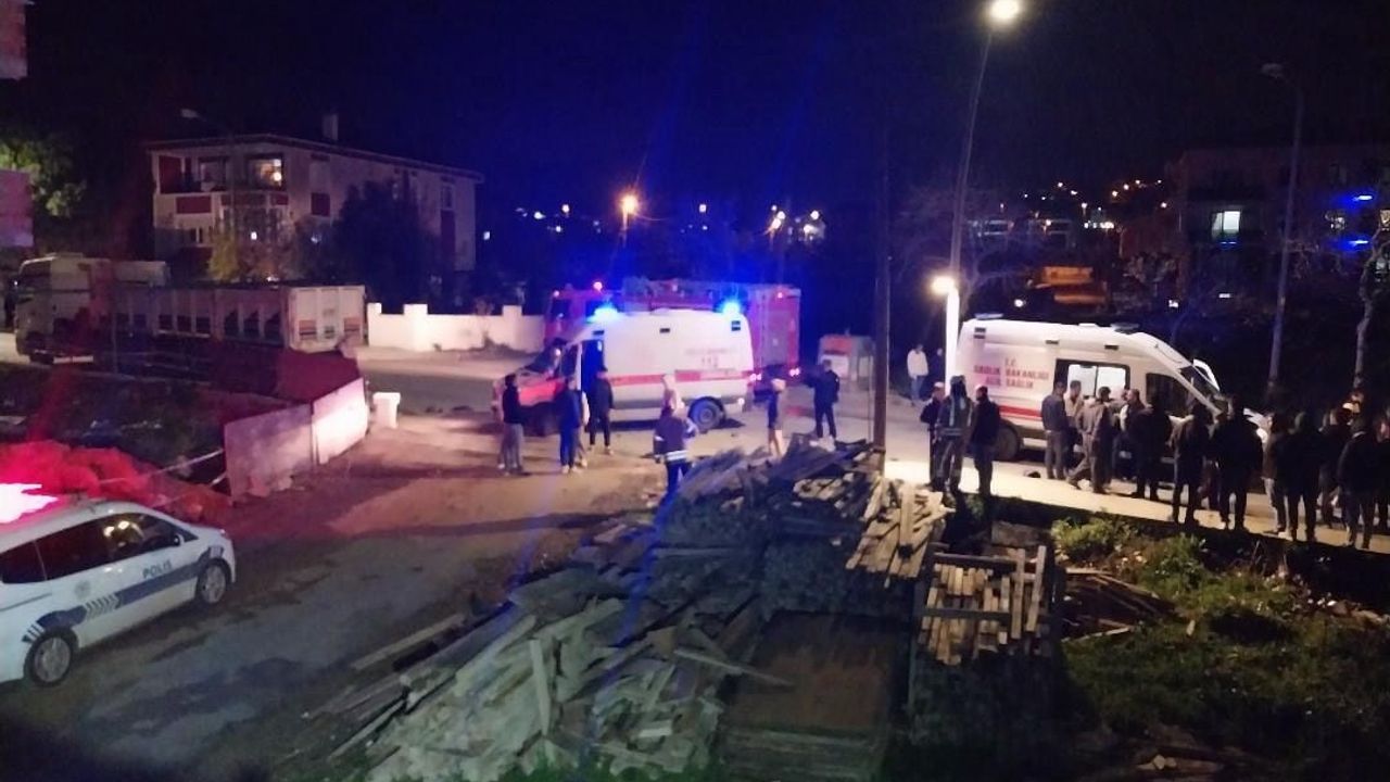 Büyükçekmece'de feci kaza: 2 lise öğrencisi hayatını kaybetti