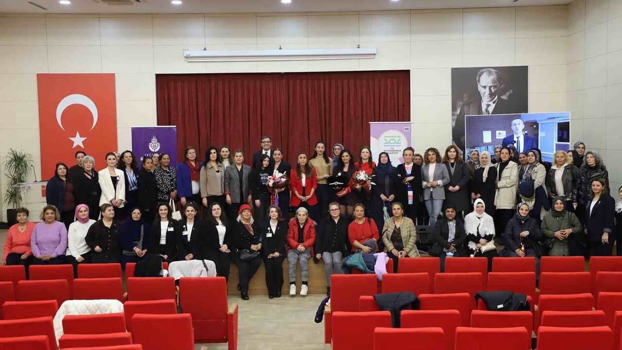 Büyükçekmece'de Kadına Yönelik Şiddetle Mücadele Söyleşisi