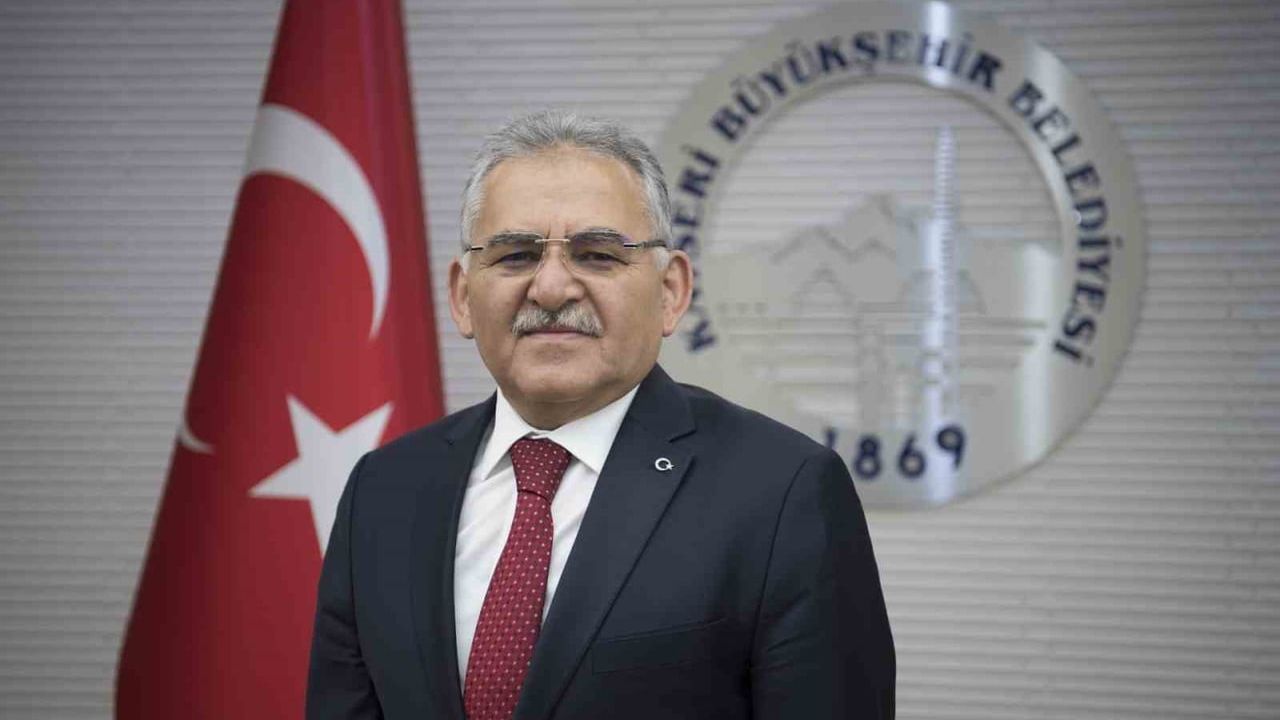 Büyükkılıç: Akif’i Anlamak Milli Mücadelenin Ruhunu Kavramaktır