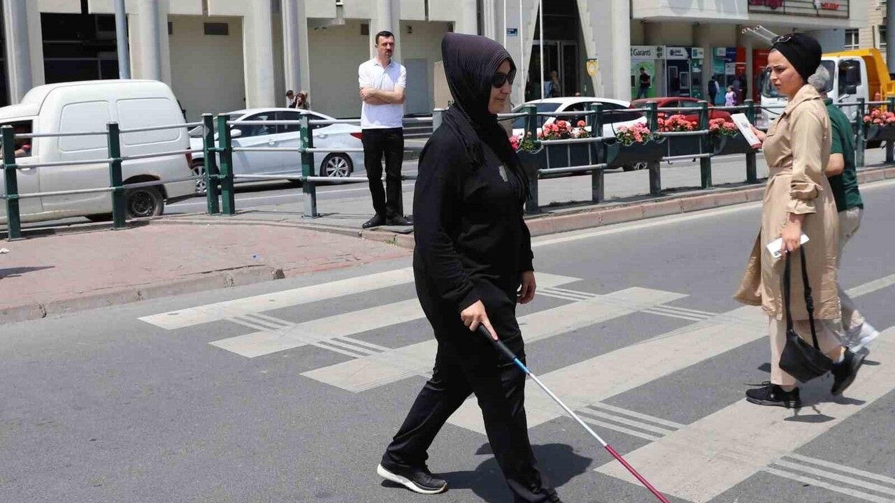 Büyükkılıç: Kayseri'de Özel İhtiyaçlılara Ücretsiz Ulaşım ve Otopark Kolaylığı