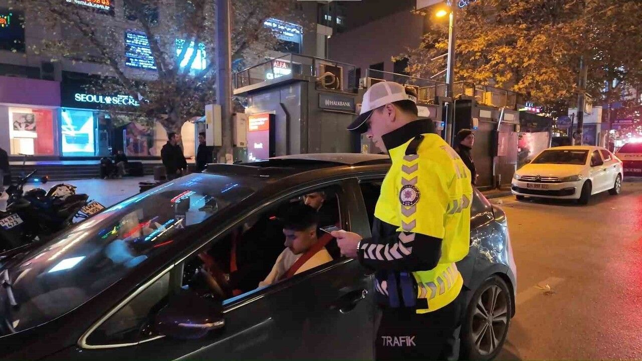 Caddebostan’da taşkınlığa geçit yok: 98 bin 595 TL ceza kesildi