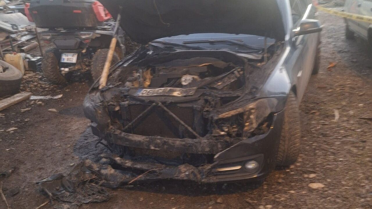 Çamlıdere'de 4 Araç Kundaklandı: O Anlar Güvenlik Kamerasında