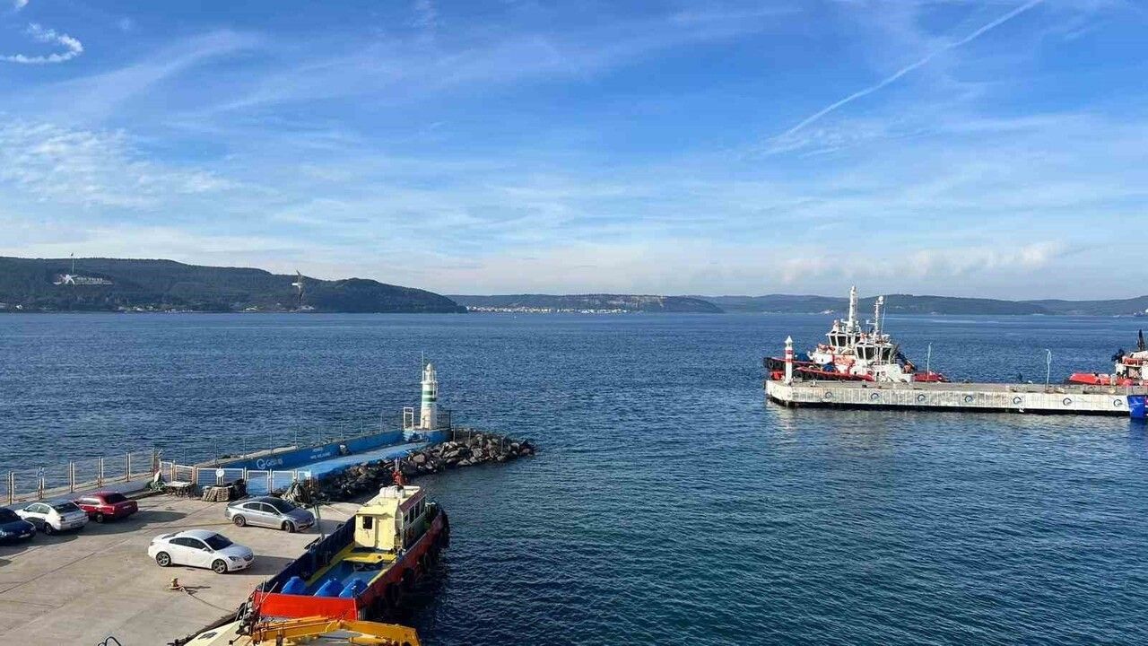 Çanakkale Boğazı'nda Sis Sonrası Transit Gemiler Saat 12.00'de Açıldı