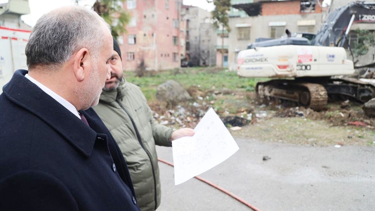 Canik'te Kentsel Dönüşüm: 741 Depreme Dayanıksız Binanın Yıkımı Sürüyor