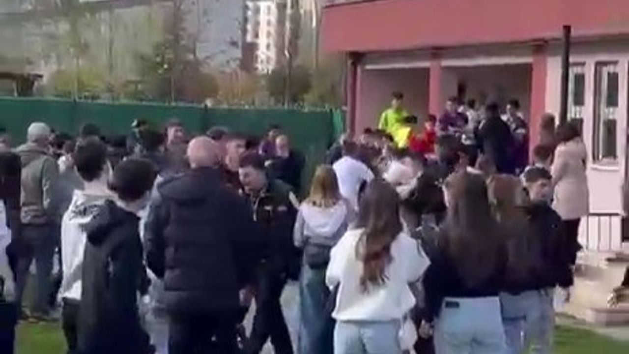 Canik'te Öğrencilerin Öğretmene Şiddeti: Sendikalardan Ortak Tepki