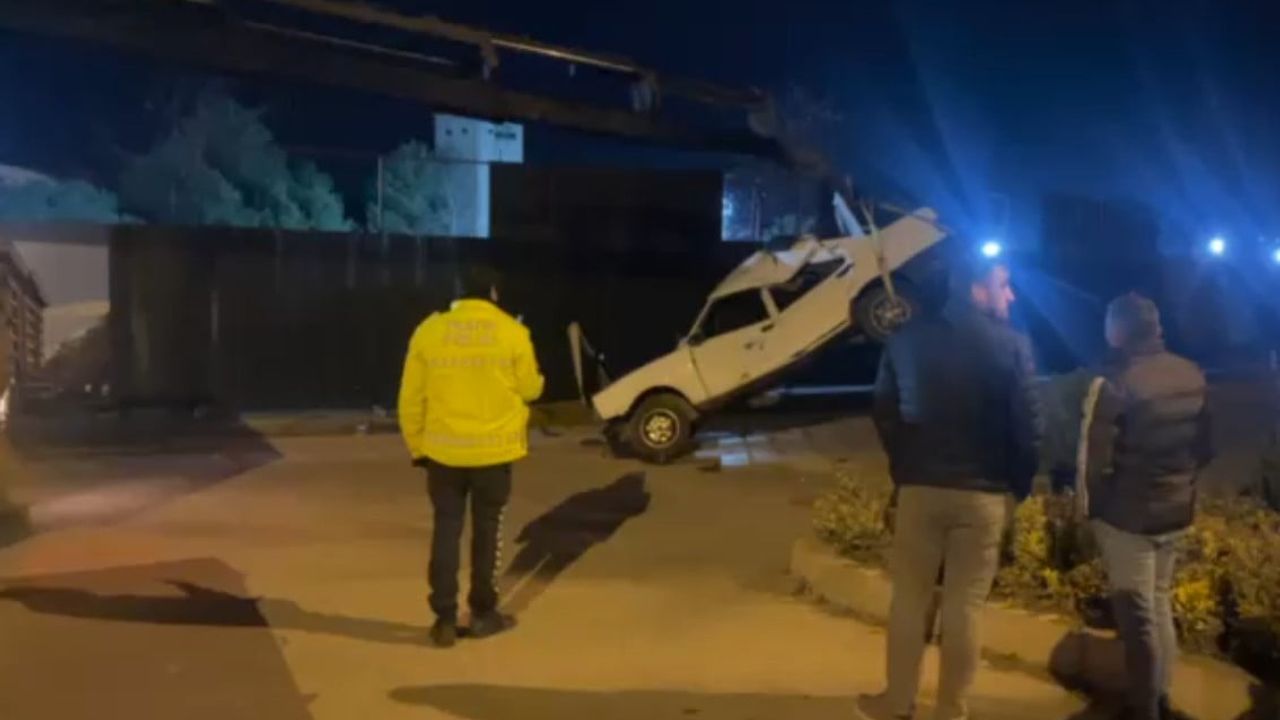 Çankırı'da Tofaş İnşaat Sahasına Uçtu: 06 BYG 581 Kullanılamaz Hale Geldi