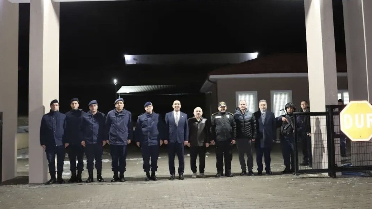 Çankırı Valisi Taşolar'dan Yılbaşı Görevindeki Polis ve Jandarmaya Tebrik