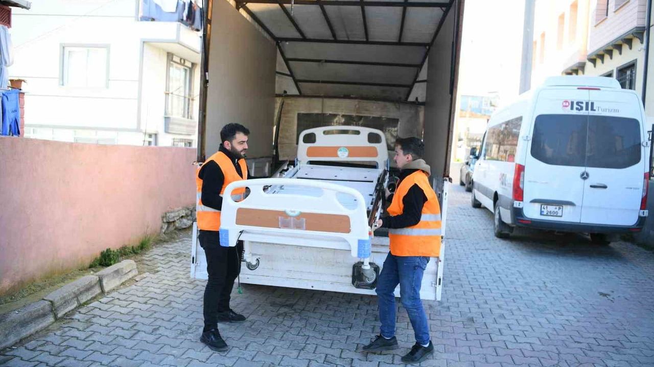 Çayırova Belediyesi 2025'te Sosyal Yardımda Binlerce Destek