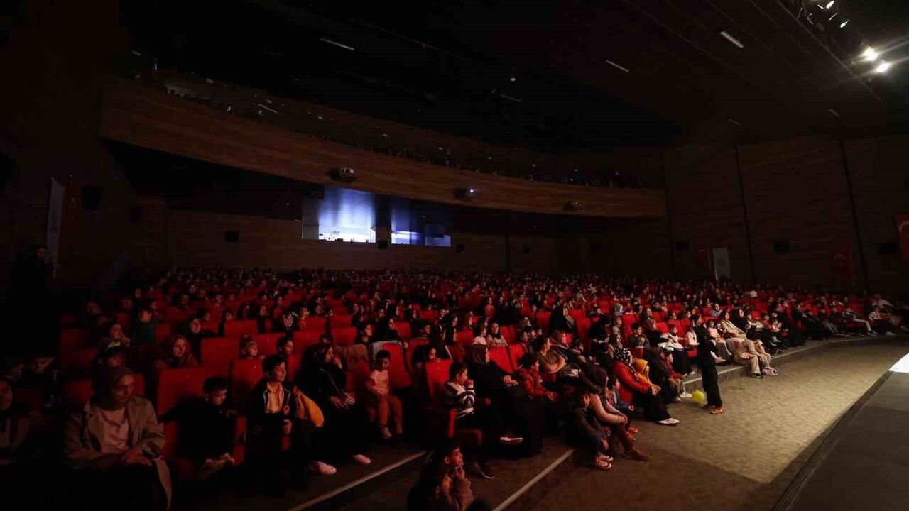 Çayırova'da Aralık Kültür-Sanat Takvimi: 7 Ücretsiz Etkinlik