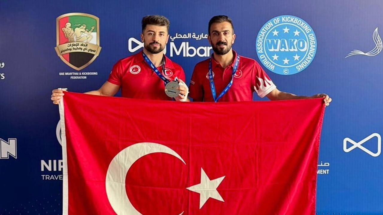Cebrail Gençoğlu Abu Dabi'de 63 kg Kick Light'ta Dünya İkincisi