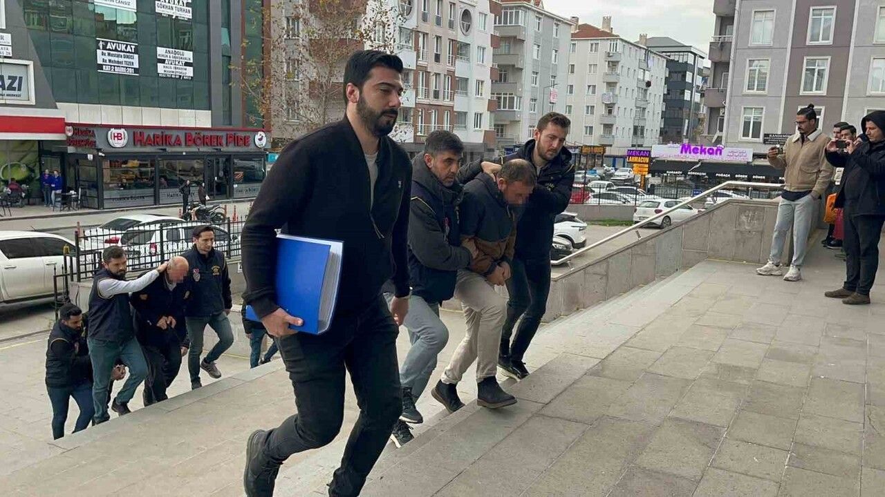Çerkezköy'de Tefecilik Operasyonu: 3 Gözaltı