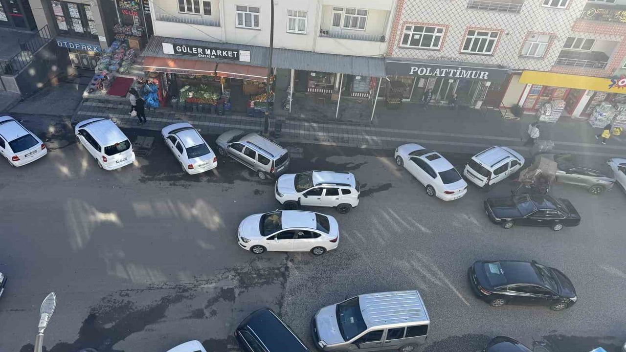 Çermik'te Trafik Sorunu Büyüyor: Vatandaşlar Çözüm İstiyor