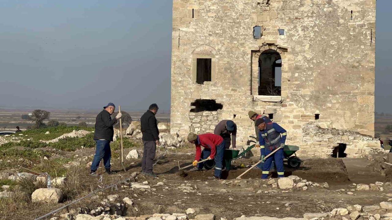 Cezayirli Hasan Paşa Köşkü'nde 2025 Kazıları: Kule ve Çiftlik Gün Yüzüne Çıkıyor