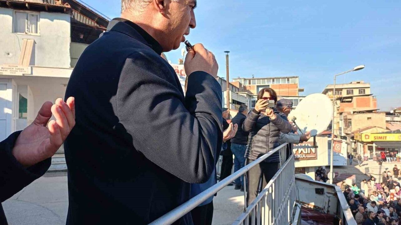 Çine'den 75 Kişilik 2. Umre Kafilesi Dualarla Uğurlandı