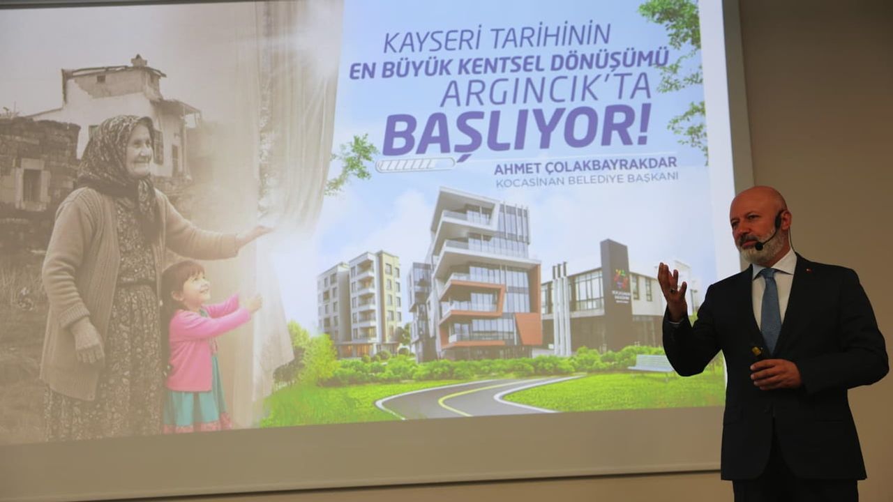 Çolakbayrakdar: Kocasinan İnsan Odaklı Hizmetlerle Altın Çağını Yaşıyor