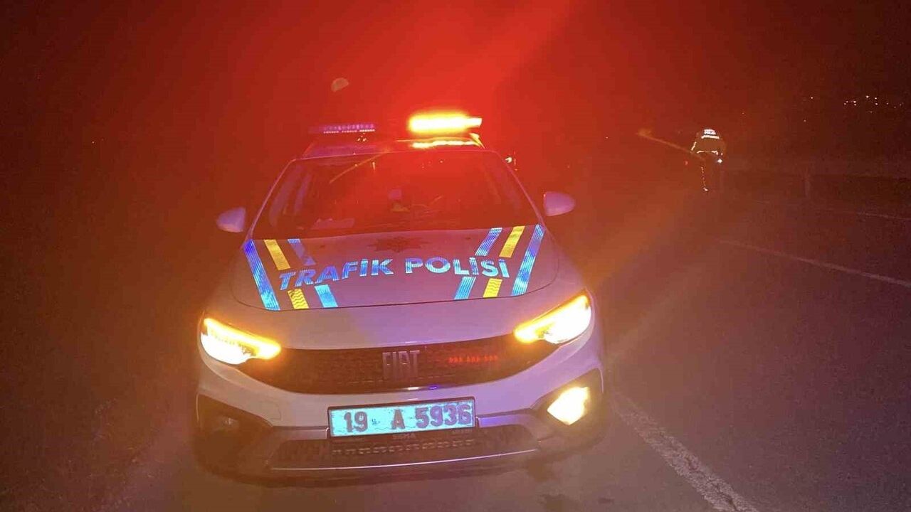 Çorum'da Otomobil Takla Attı: 1'i Bebek, 3 Yaralı