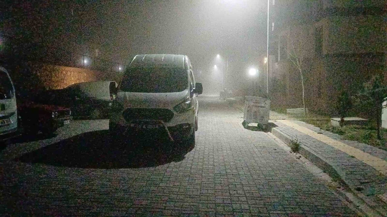 Çorum'da Park Halindeki Otomobile Kurşunlama