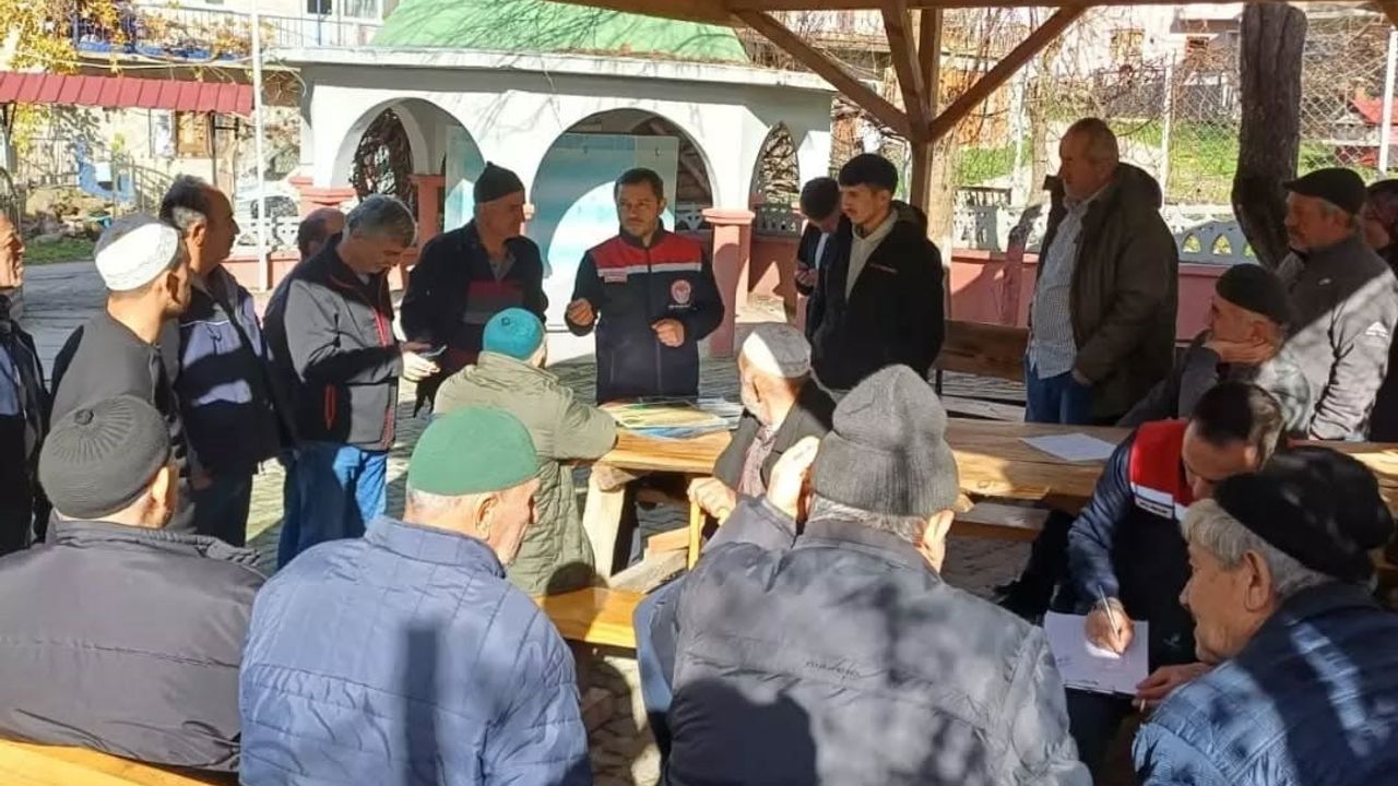 Çukurören'de Üreticilere Uygulamalı Tarım Eğitimi