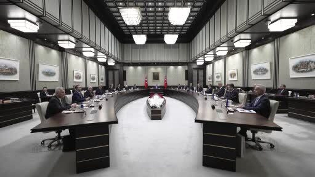 Cumhurbaşkanlığı Kabinesi Beştepe'de: Erdoğan Başkanlığında Toplantı