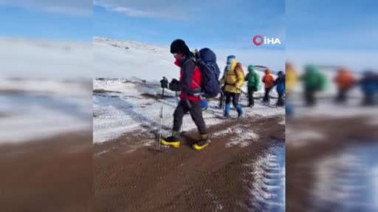 Dağcılar 3 bin 180 Rakımda Sarıkamış Şehitlerini Andı