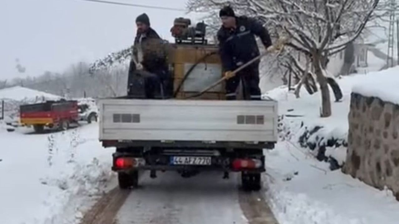 Darende'de Kar Alarmı: Belediyeden 7/24 Teyakkuz