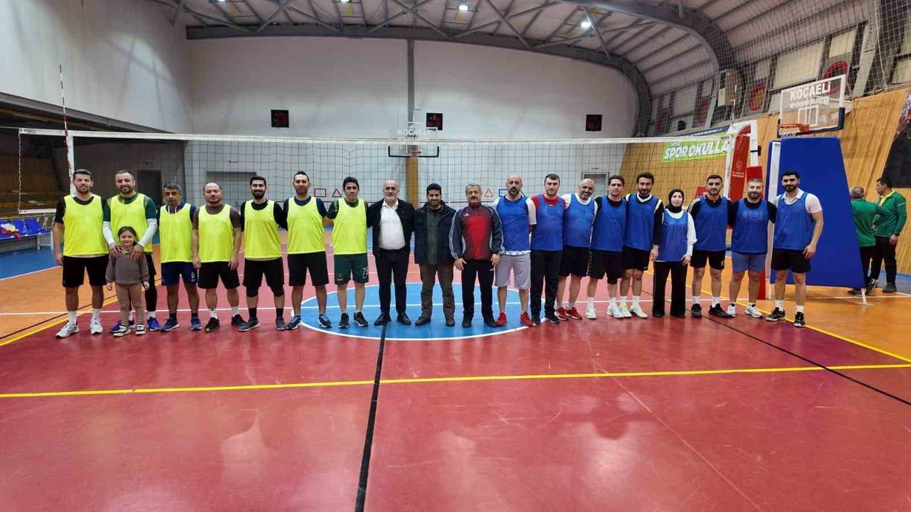 Darıca'da Geleneksel Kurumlar Arası Voleybol Turnuvası başladı — 42 kurum, 504 personel