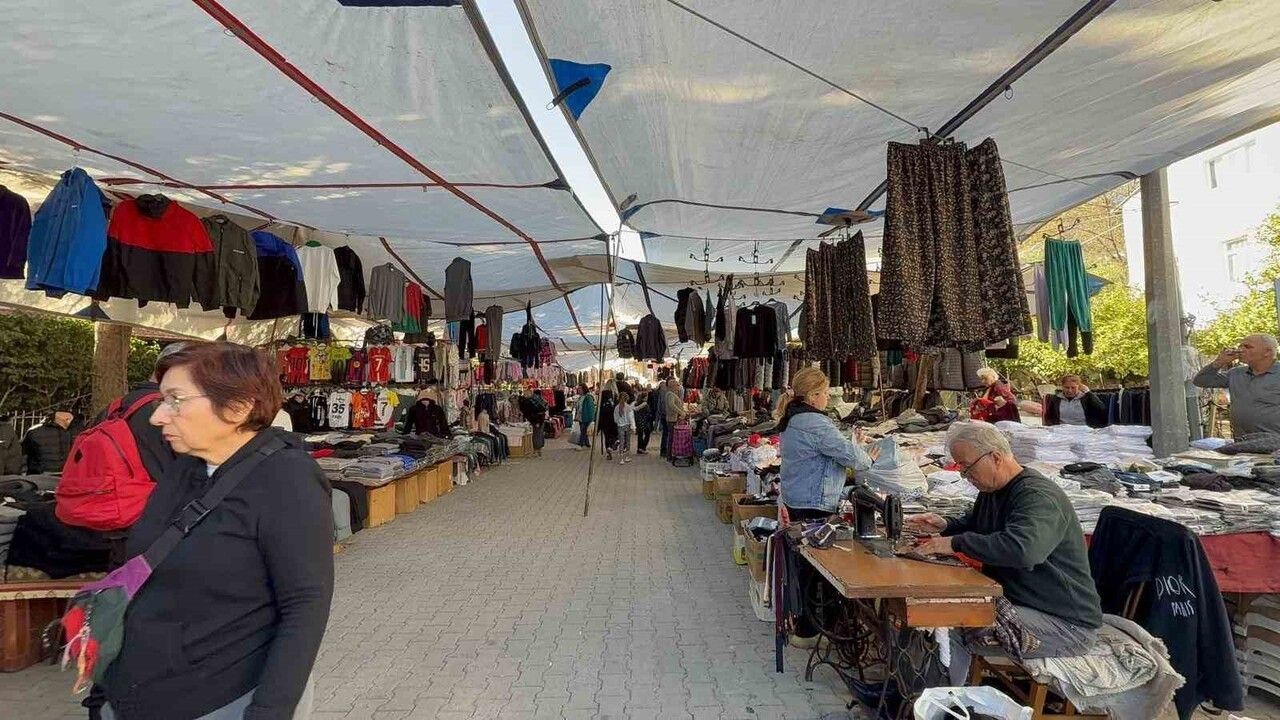 Datça Pazarı'nın Değişmeyen Yüzü: 63 Yaşındaki İsmail Tonka