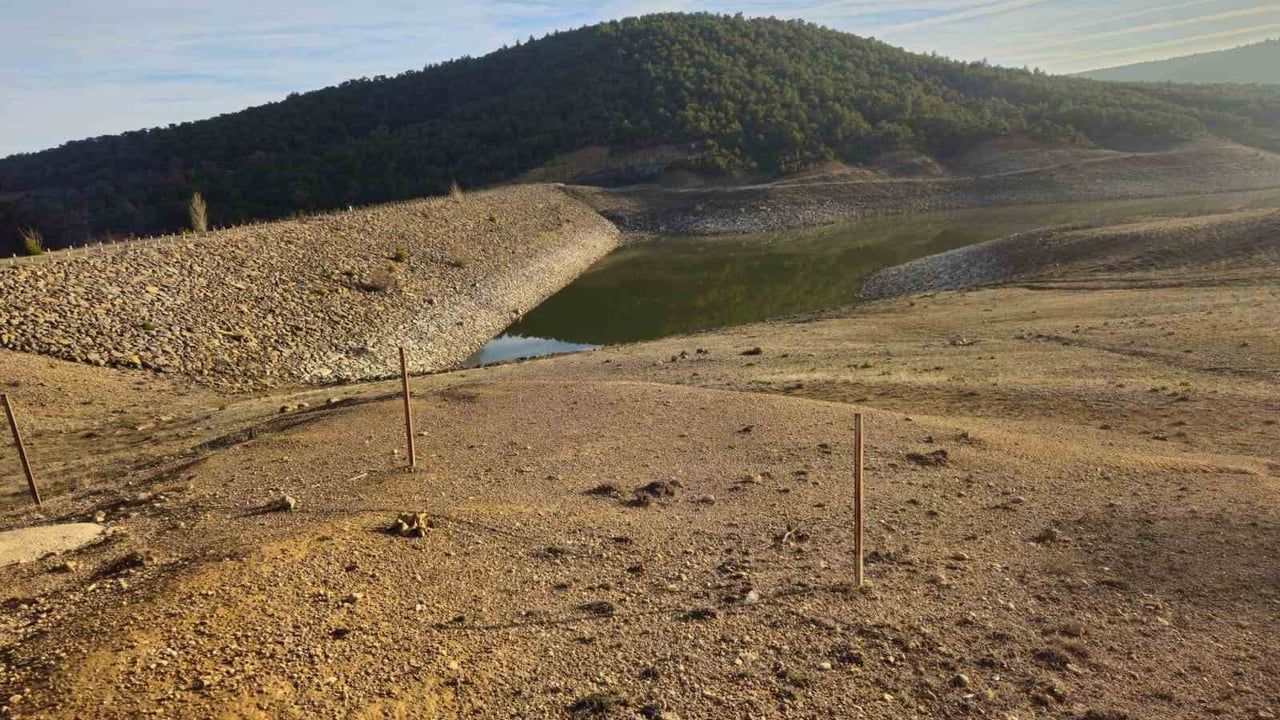 Dazkırı'da Baraj ve Göletlerde Rutin Kontroller