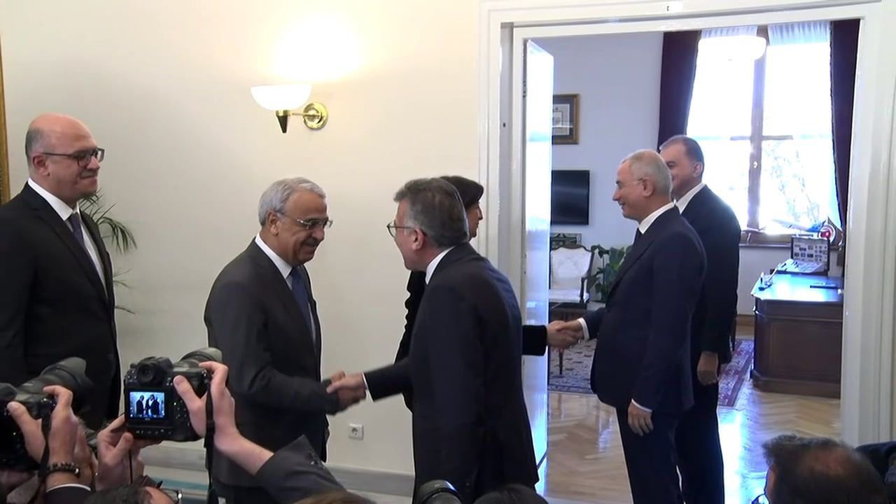 DEM Parti Heyeti AK Parti Grubu'nu Ziyaret Etti