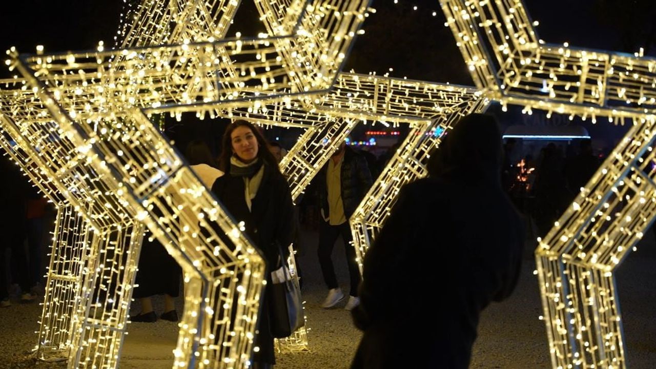 Denizli'de 2026 Coşkusu: Vatandaşlar Yeni Yıldan Umutlu