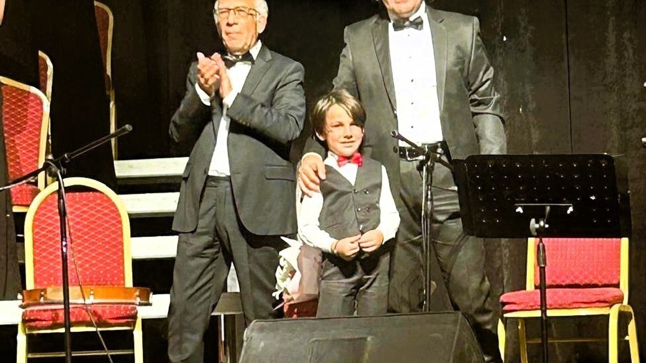 Denizli'de 5 Yaşındaki Bora, 10’uncu Konserine Çıktı