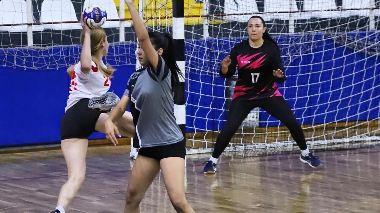 Denizli'de Hentbol Gençler Grup Şampiyonası: 8 ilden 18 takım