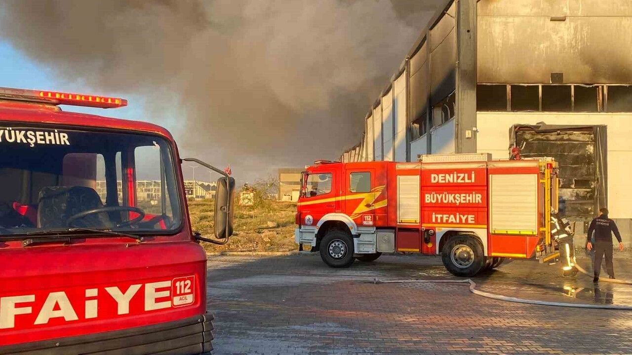 Denizli'de İkiler Otomotiv Filtre Fabrikasında Büyük Yangın