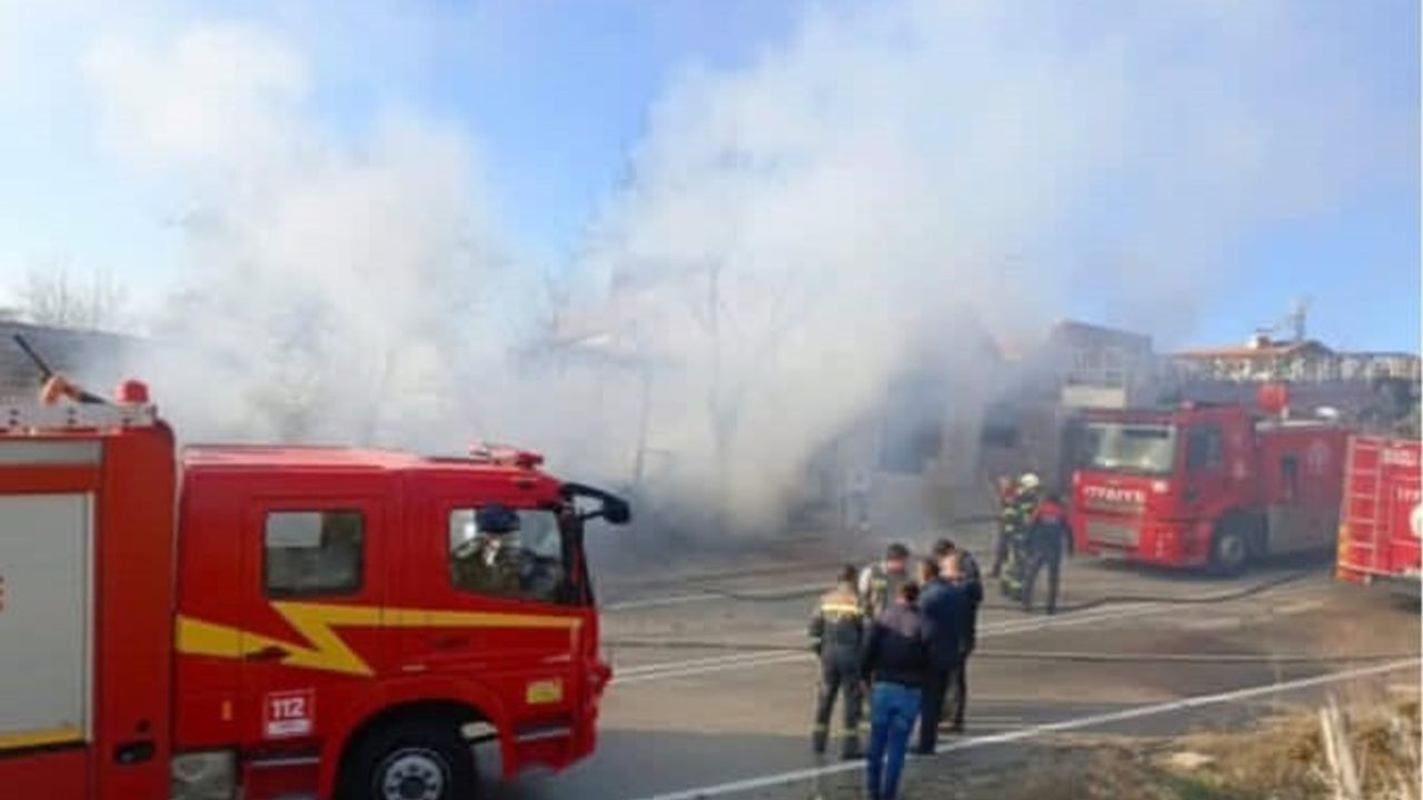Denizli'de iş yerinde yangın: Serinhisar Yatağan'da büyük hasar